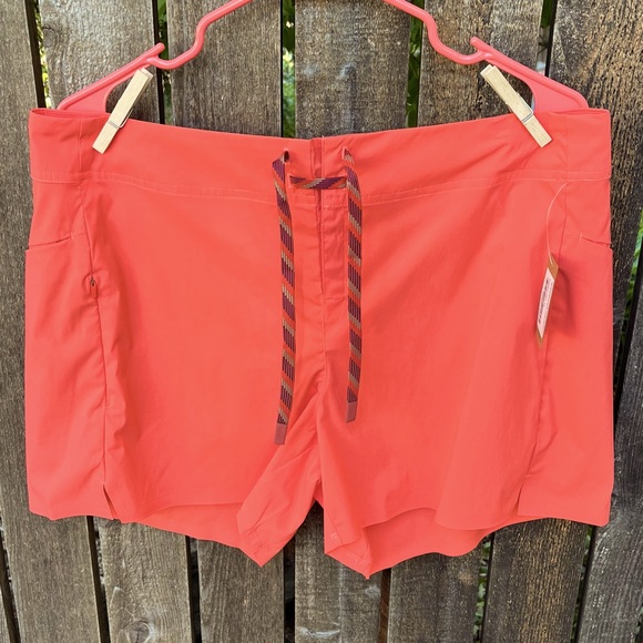 Title Nine Incrediboardie Swim Shorts 4” In Clementine NWT Sz 14 - Picture 8 of 16